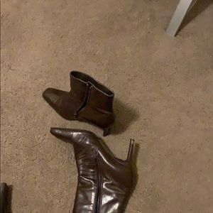 Women short boots